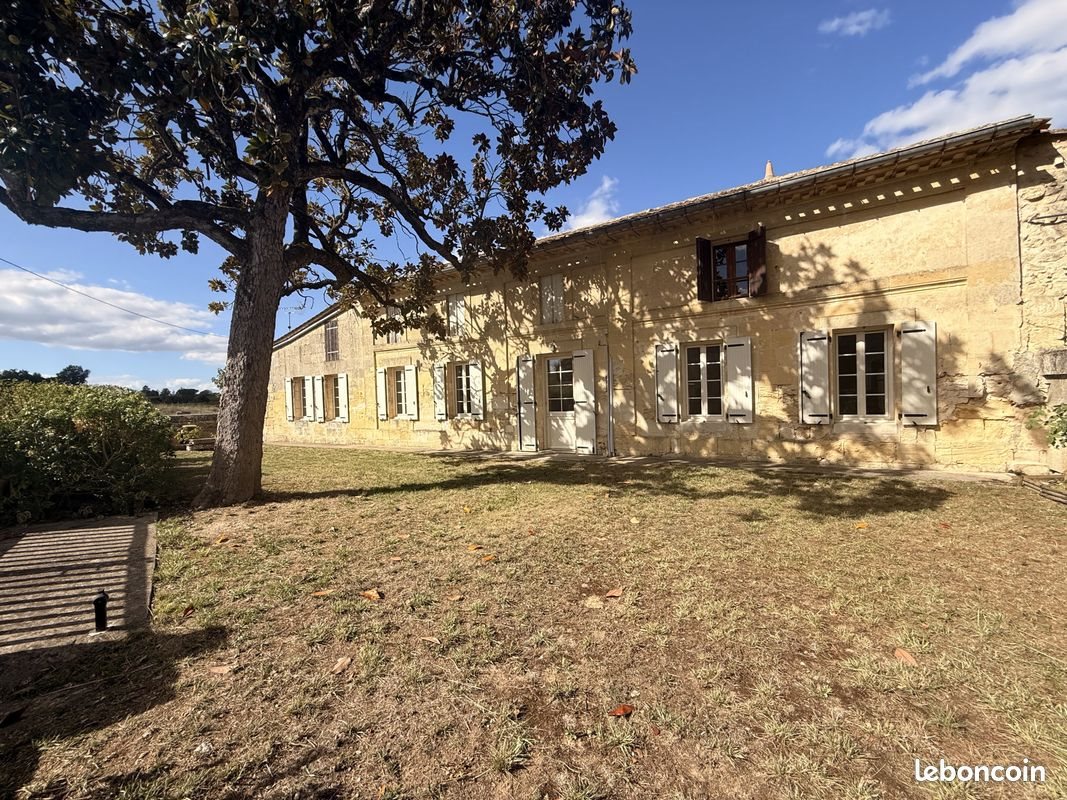 Maison à louer, 133m², Nérigean