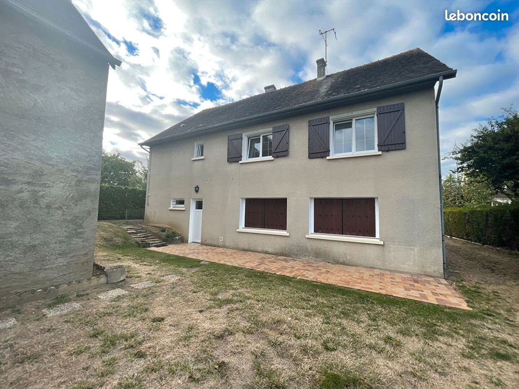 Maison à louer, 132m², Cherré