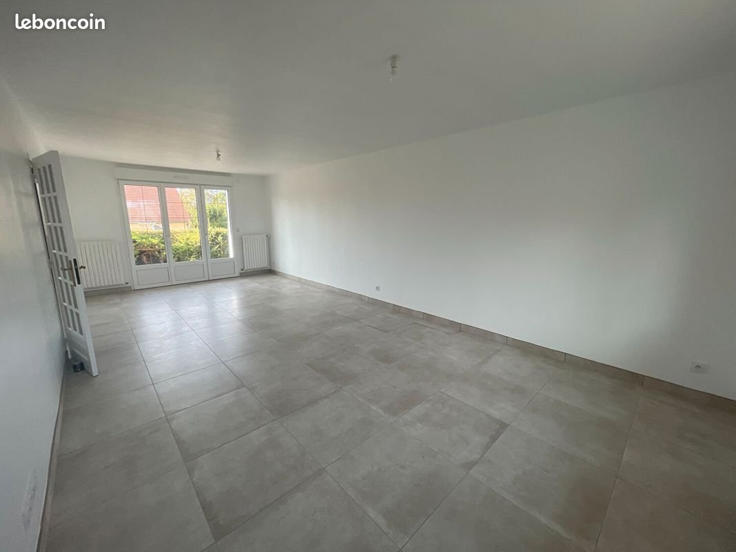 Maison à louer, 132m², Cherré