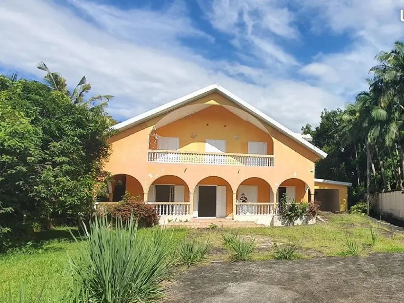 Maison à vendre, 220m², Sainte-Suzanne