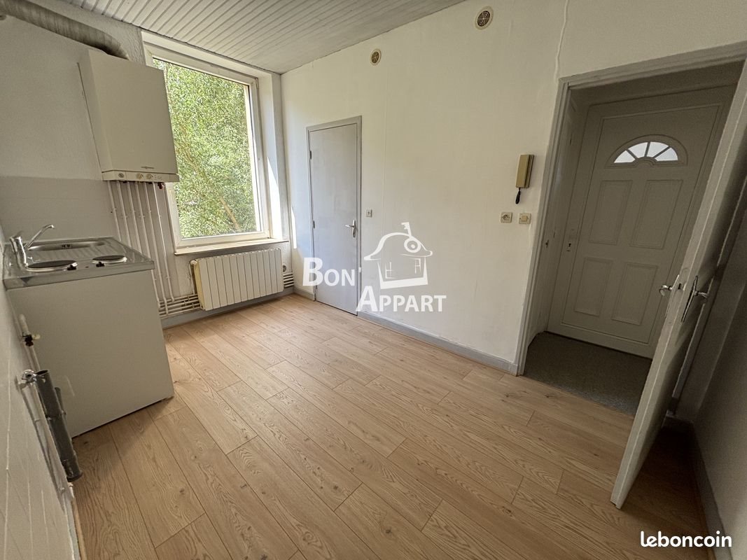 Appartement à louer, 27m², Homécourt