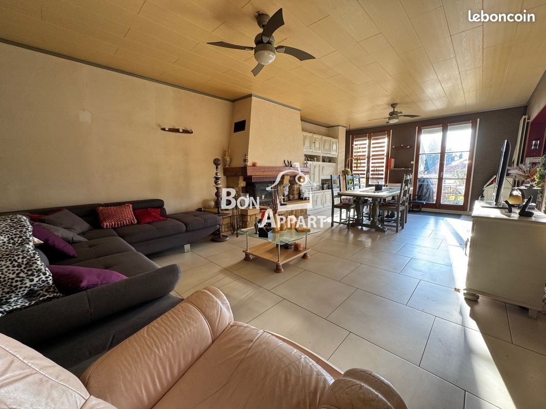 Maison à vendre, 184m², Saint-Privat-la-Montagne