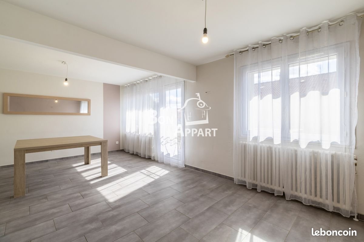 Maison à vendre, 88m², Saint-Privat-la-Montagne