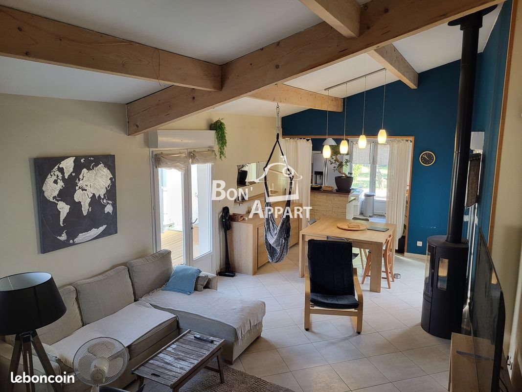 Maison à vendre, 111m², Sainte-Marie-aux-Chênes