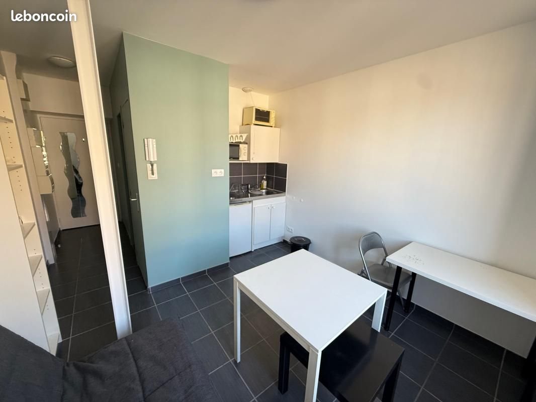 Appartement à louer, 17m², Saint-Etienne