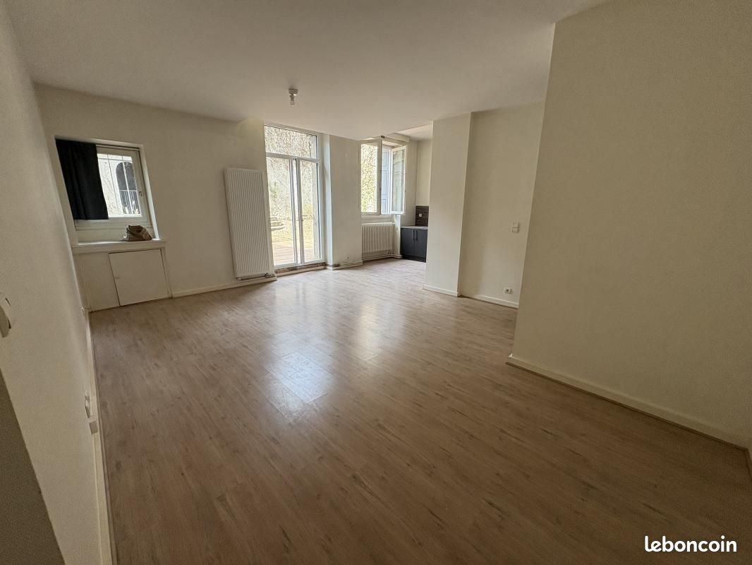 Appartement à louer, 78m², Saint-Galmier