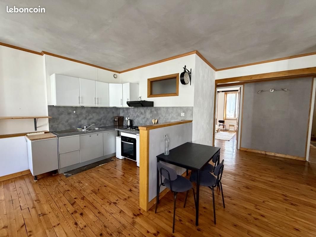 Appartement à louer, 78m², Saint-Etienne