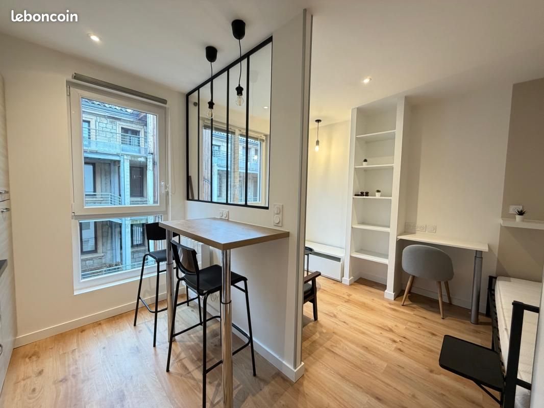 Appartement à louer, 23m², Saint-Étienne
