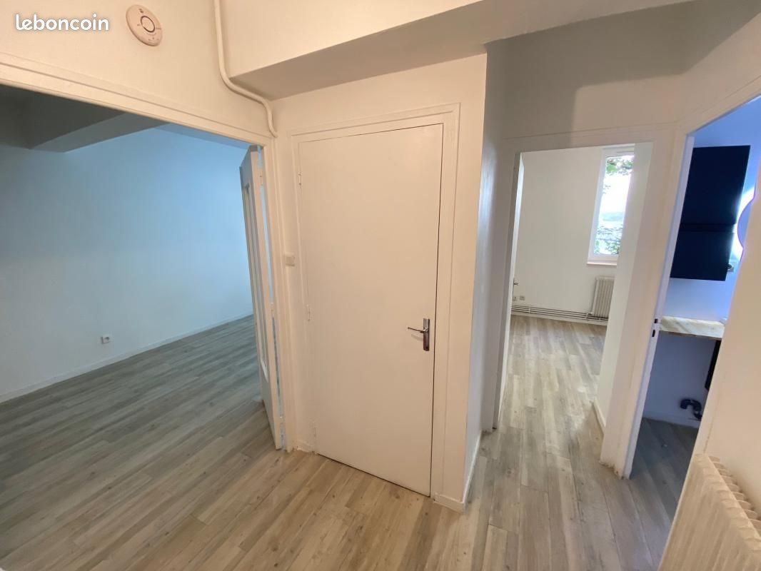 Appartement à louer, 37m², Saint-Étienne