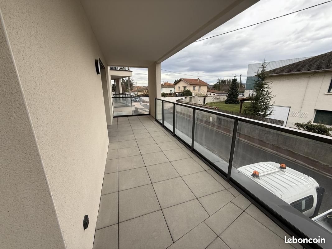 Appartement à louer, 75m², Veauche