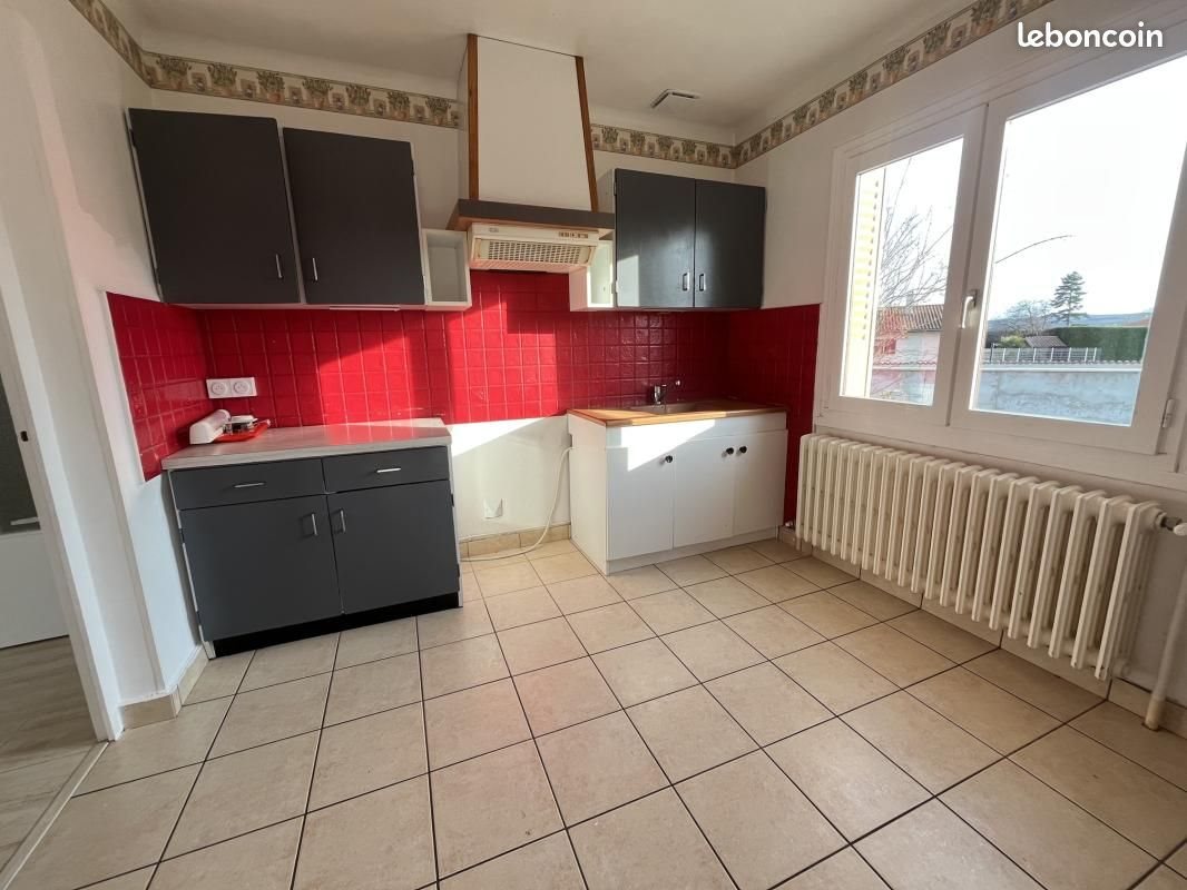 Maison à louer, 80m², Saint-Romain-le-Puy