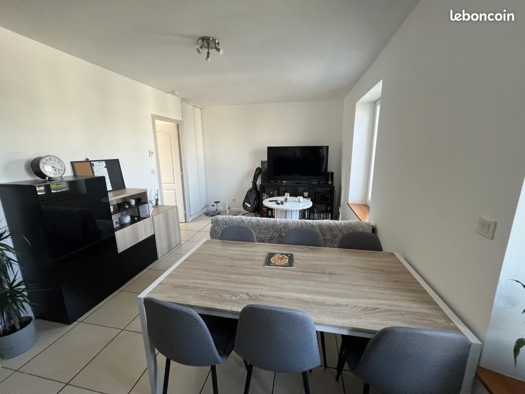Appartement à louer, 40m², Veauche