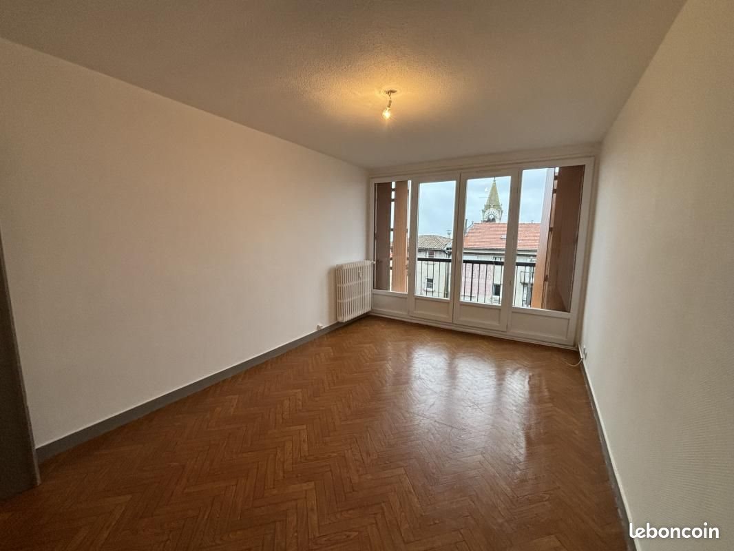 Appartement à louer, 62m², Saint-Héand