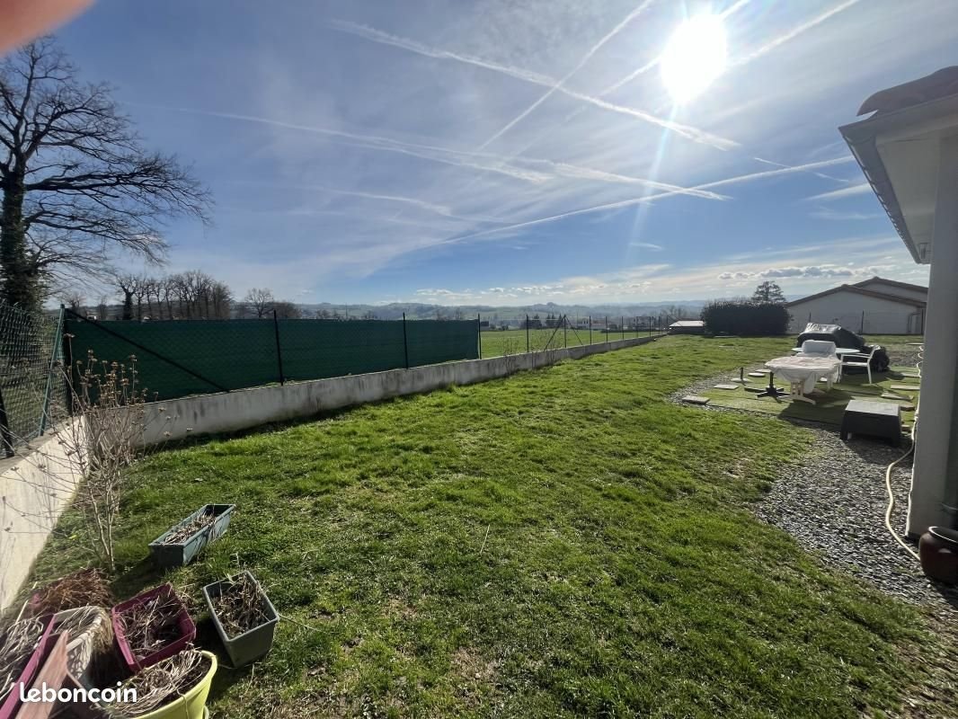 Maison à louer, 106m², Aveizieux