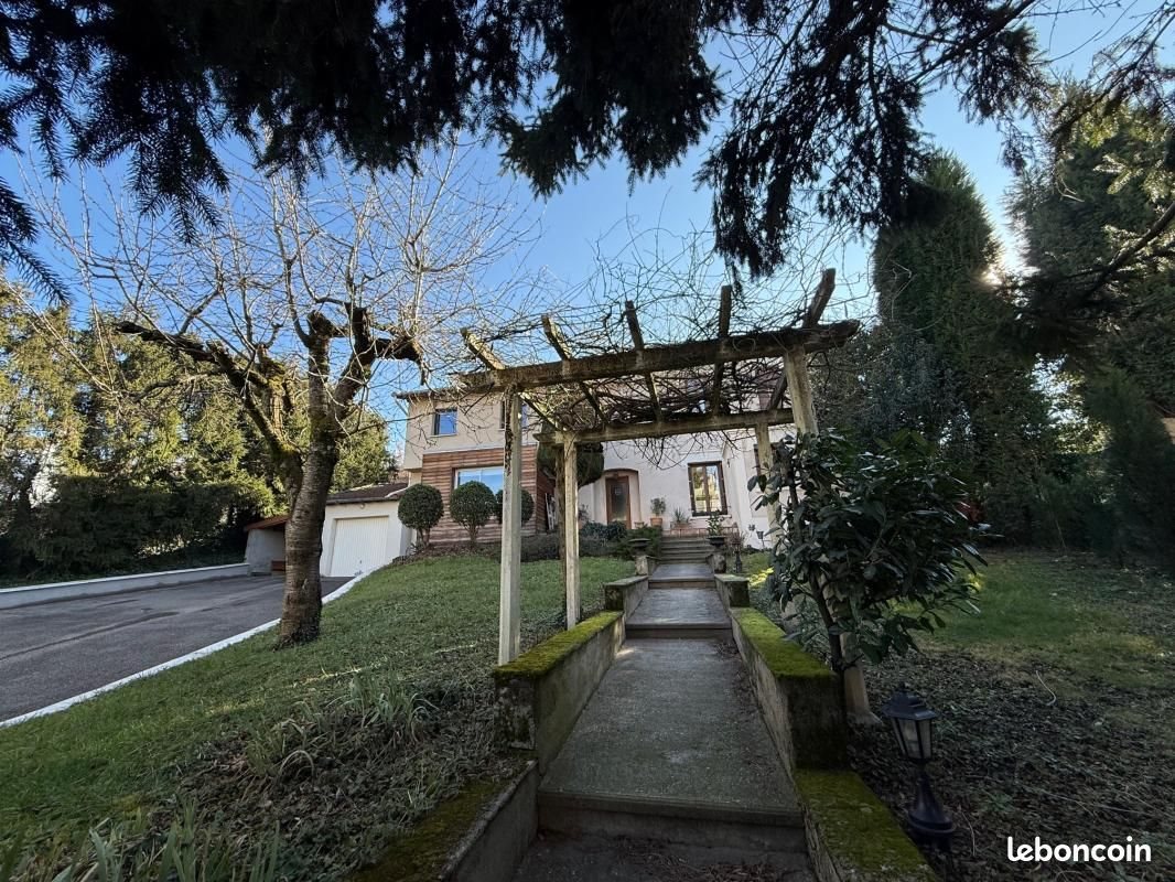Maison à vendre, 297m², Saint-Etienne