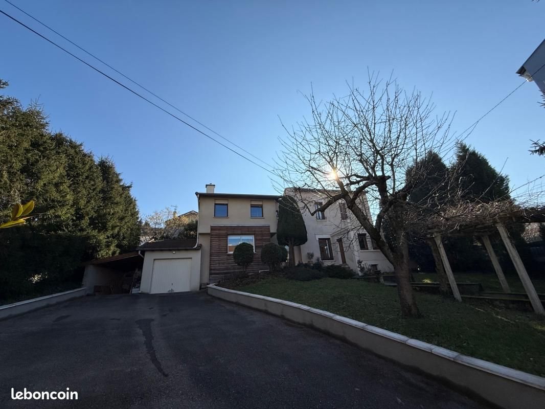 Maison à vendre, 297m², Saint-Etienne