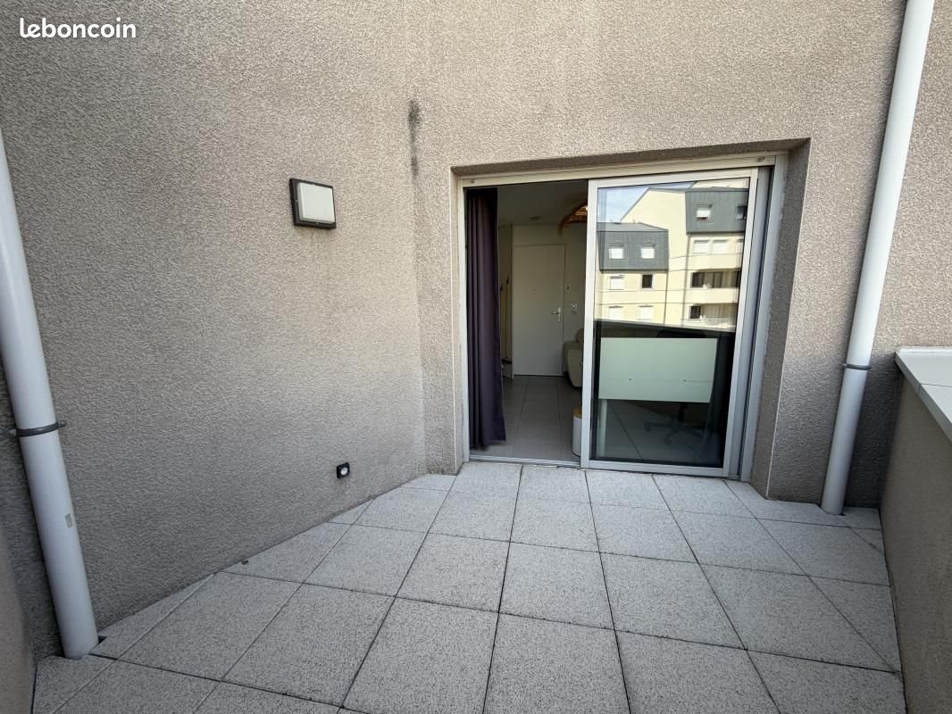 Appartement à louer, 19m², Saint-Etienne