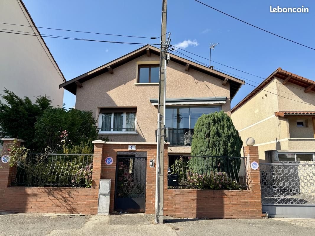 Maison à vendre, 200m², Saint-Priest-en-Jarez