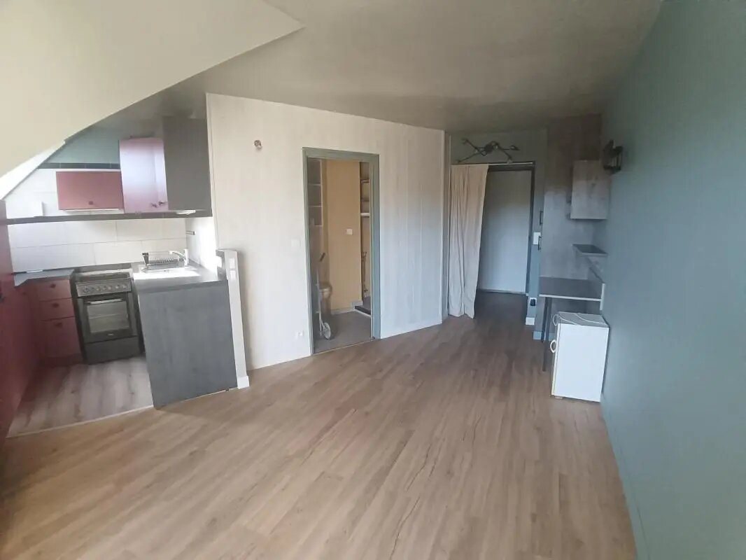 Appartement à louer, 26m², Saint-Molf