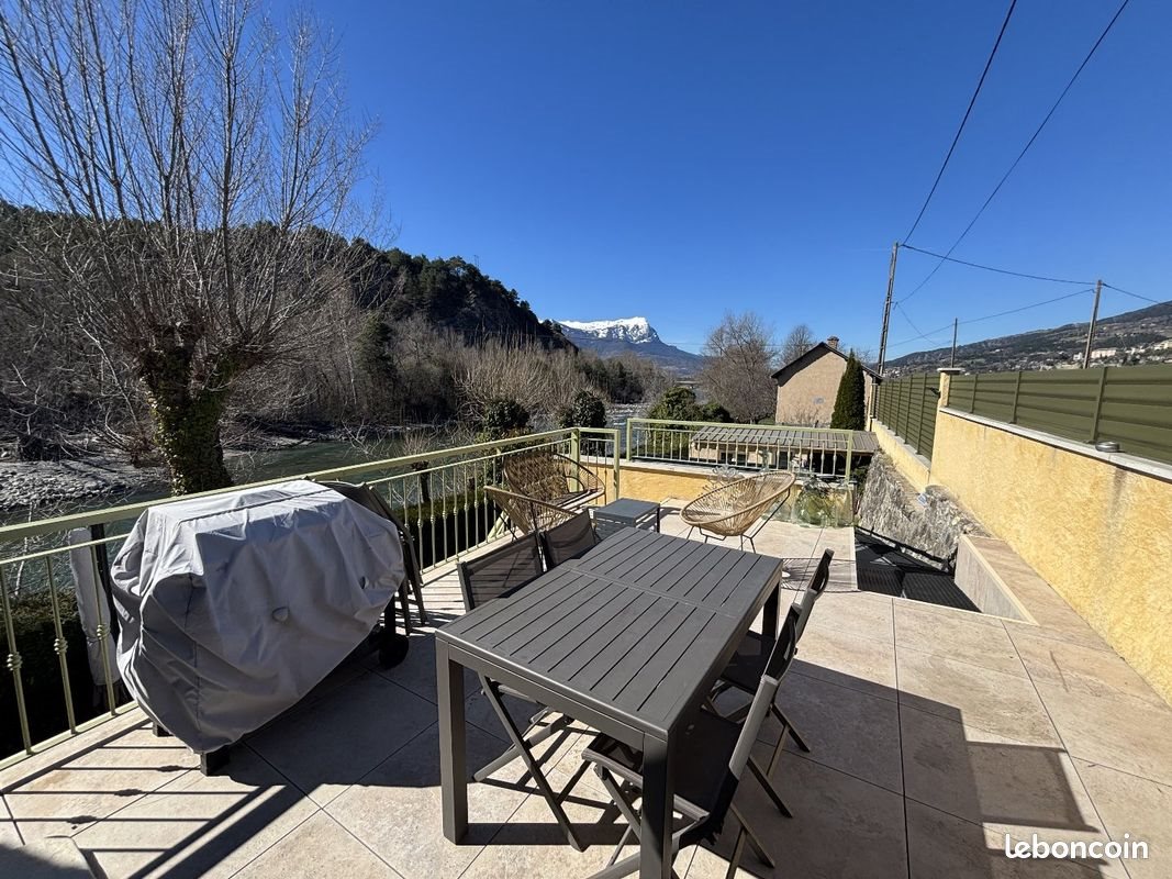 Maison à vendre, 95m², Embrun