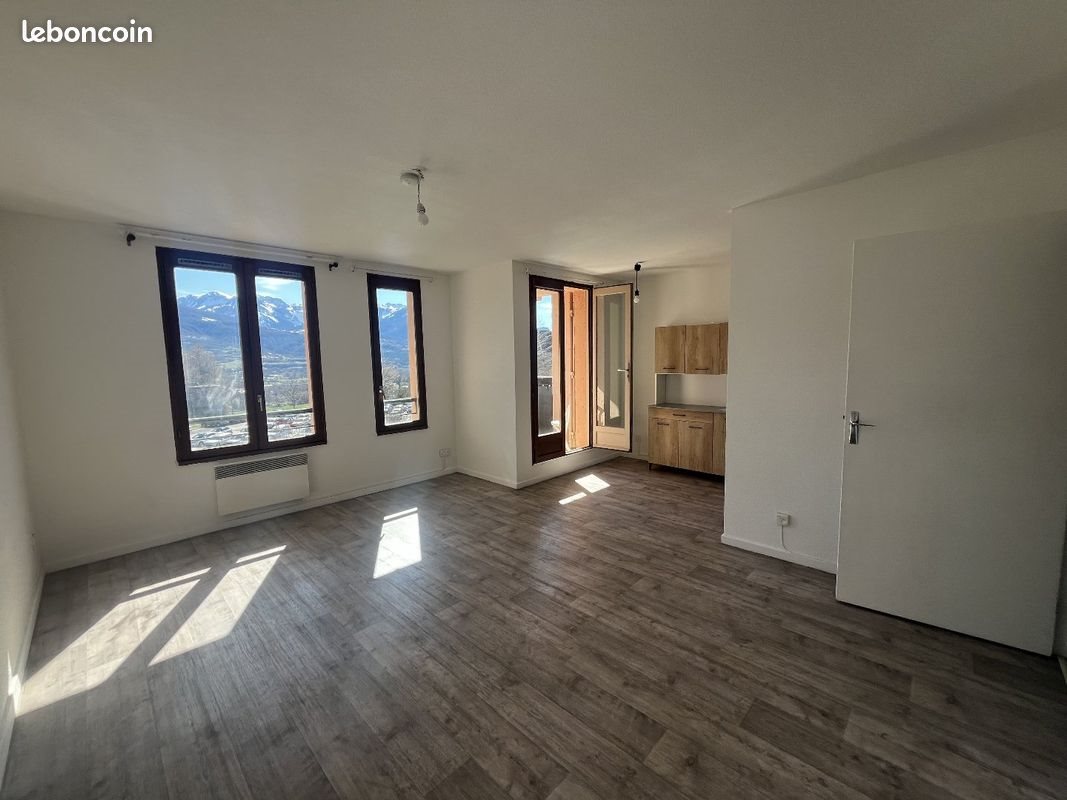 Appartement à louer, 30m², Embrun