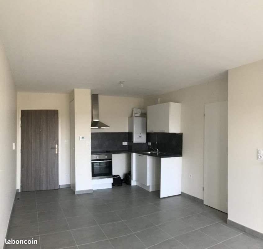 Appartement à louer, 42m², Ingré