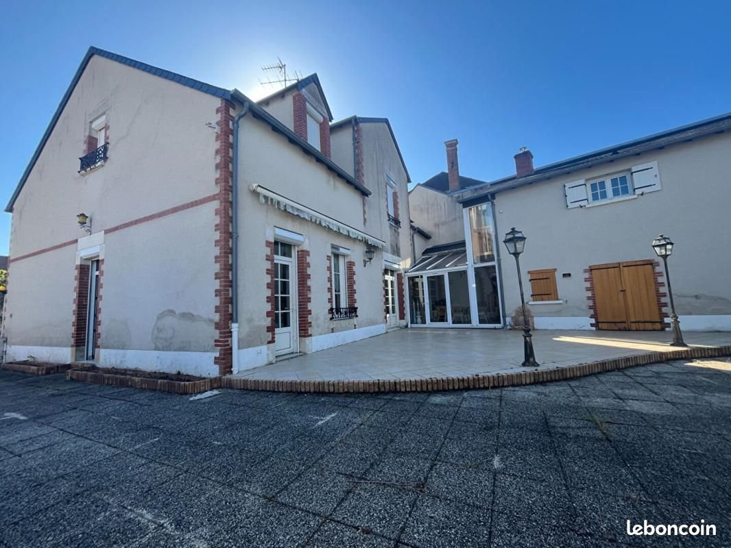 Maison à vendre, 245m², Levet