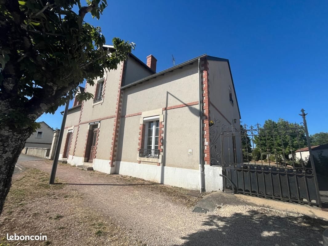 Maison à vendre, 245m², Levet