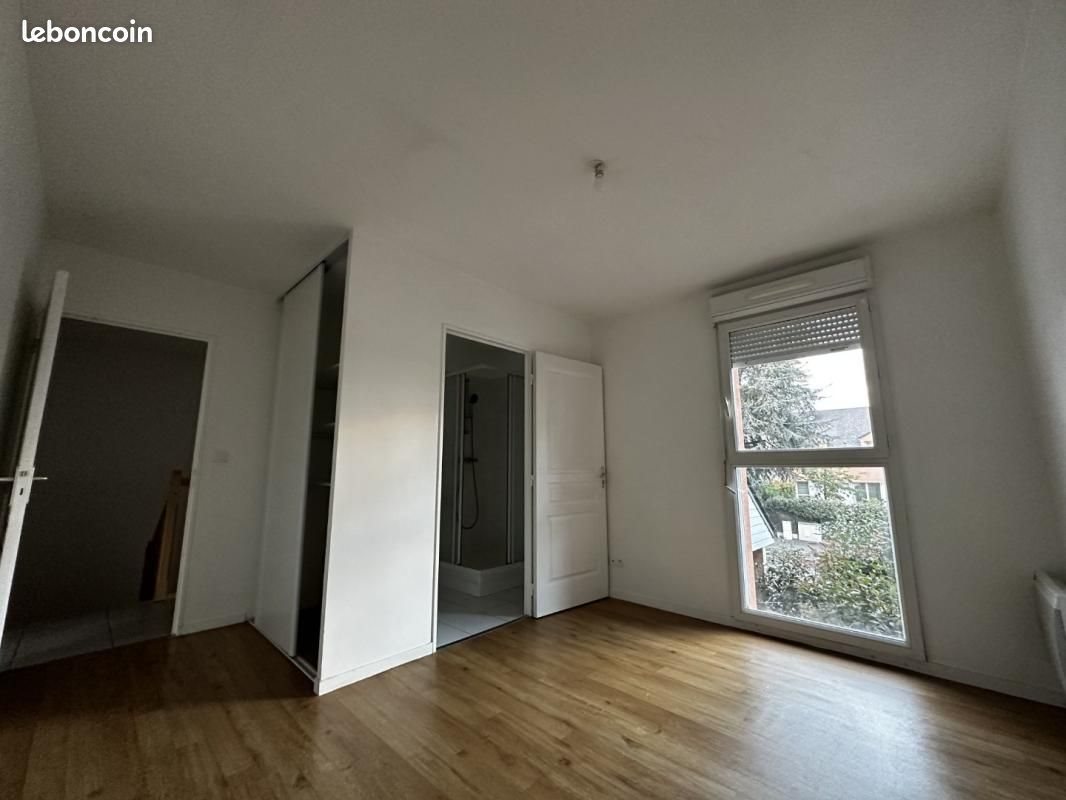 Maison à louer, 99m², Saint-Denis-de-l'Hôtel