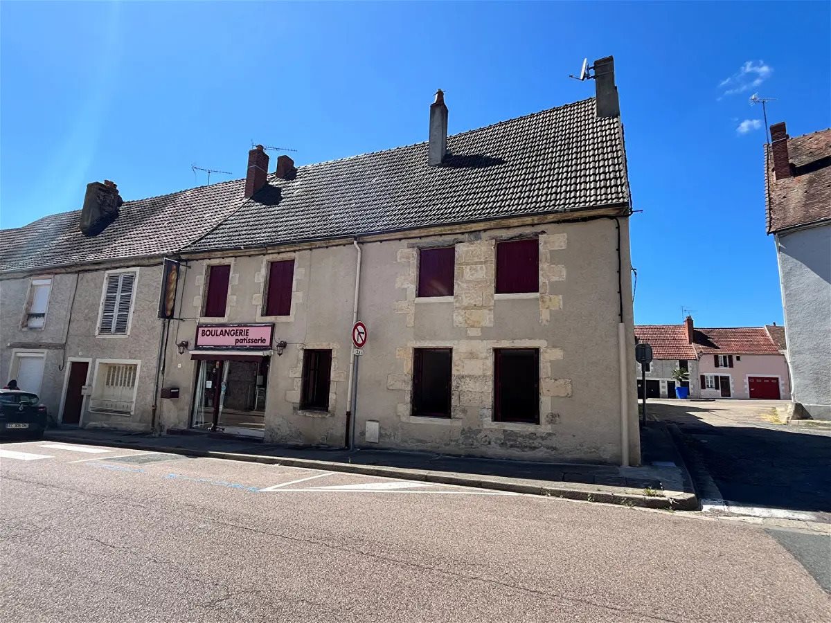 Maison à vendre, 119m², Saint-Pierre-le-Moûtier