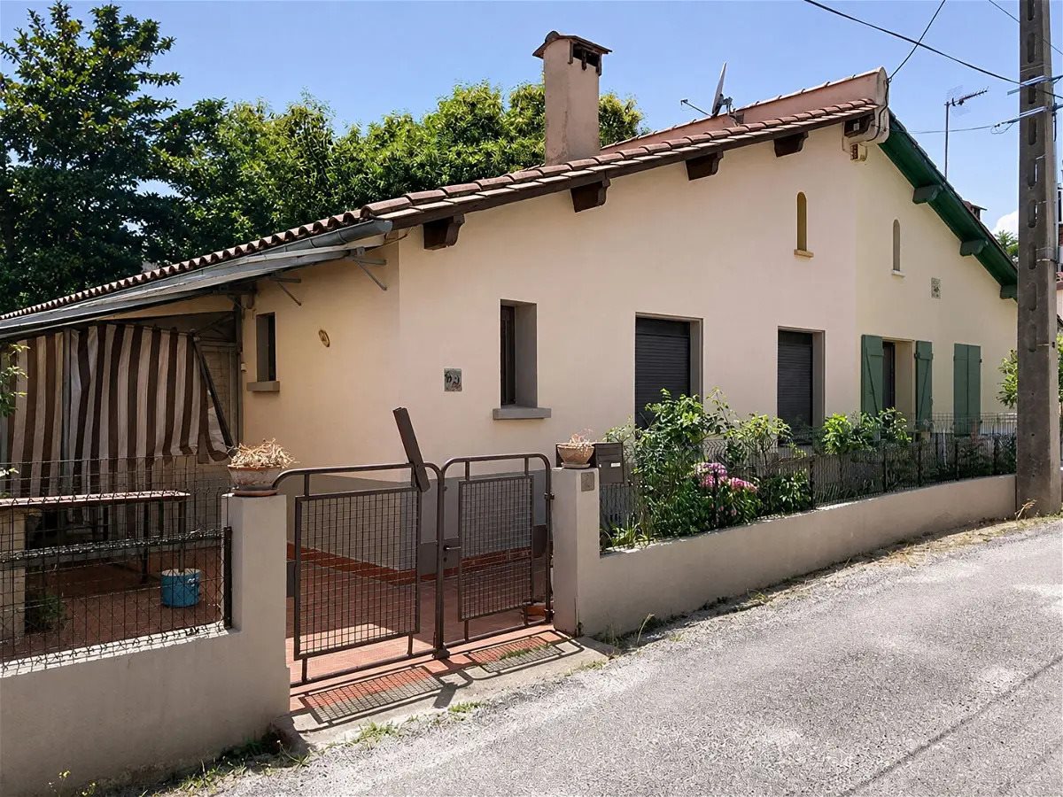 Maison à vendre, 98m², Saint-Laurent-de-Cerdans