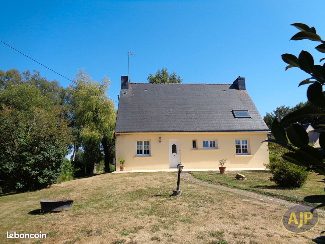 Maison à vendre, 140m², Plumelin