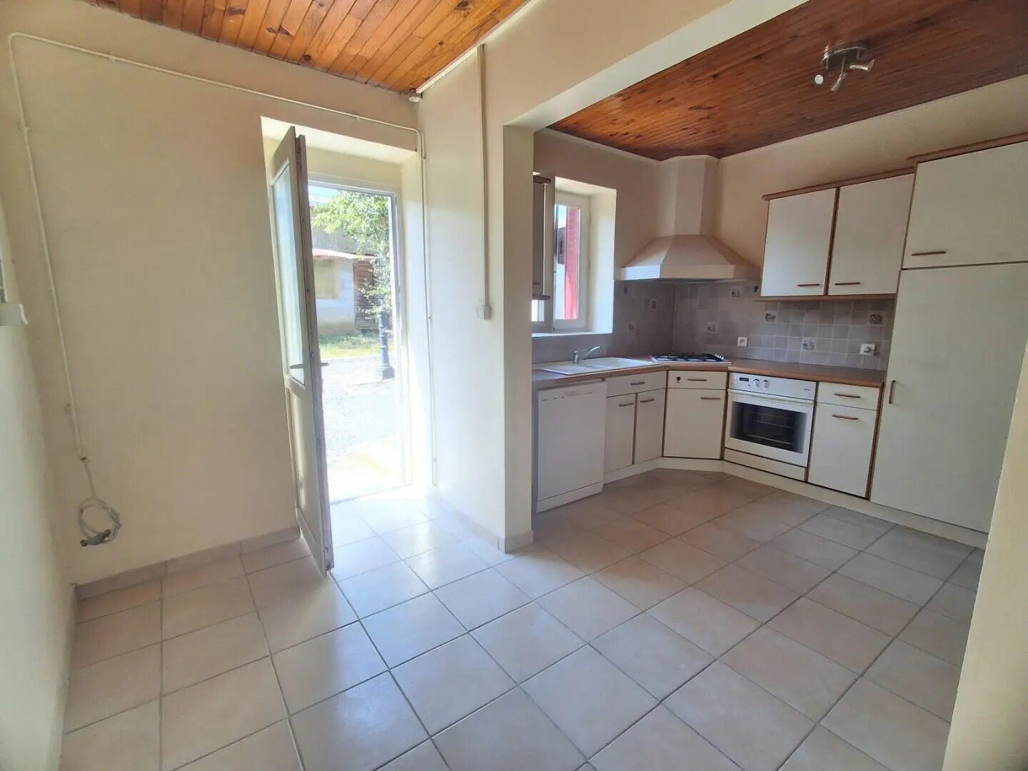 Maison à louer, 74m², Chaveyriat