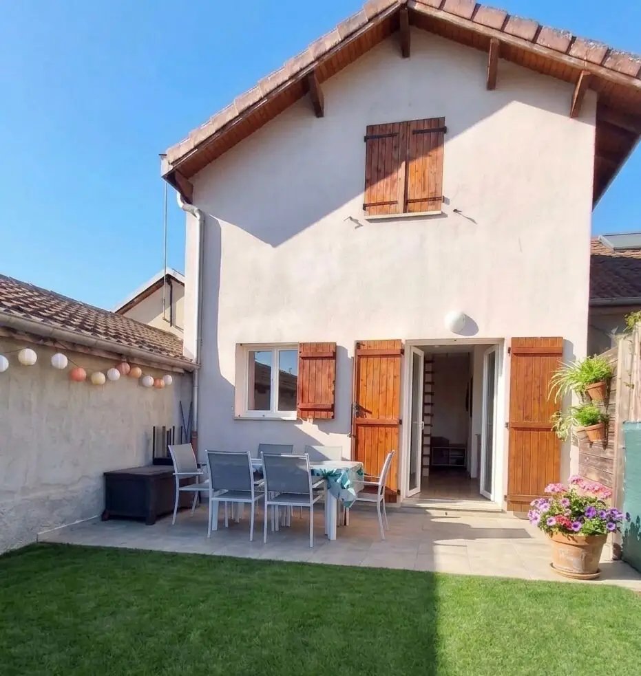 Appartement à louer, 47m², Saint-Jean-de-Gonville