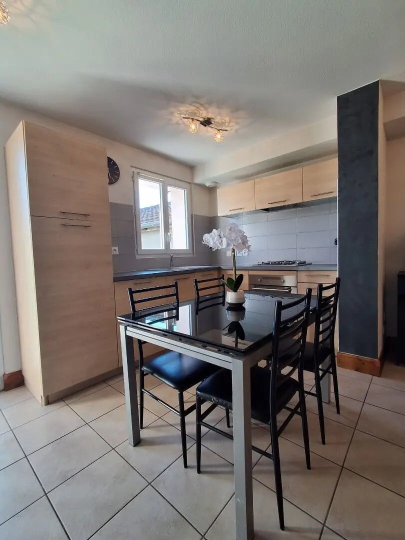 Appartement à louer, 47m², Saint-Jean-de-Gonville