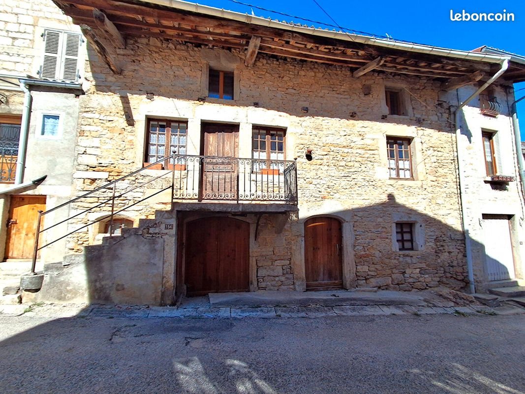 Maison à vendre, 150m², Boyeux-Saint-Jérôme