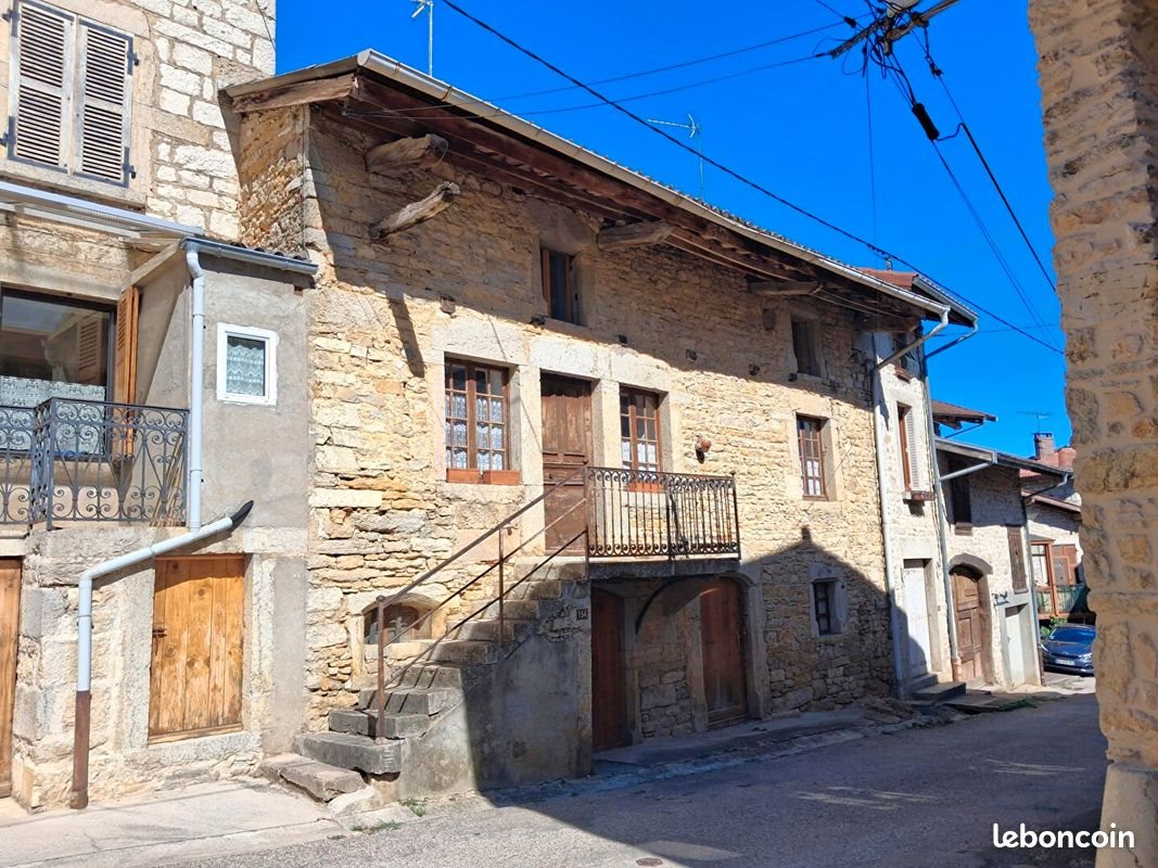 Maison à vendre, 150m², Boyeux-Saint-Jérôme