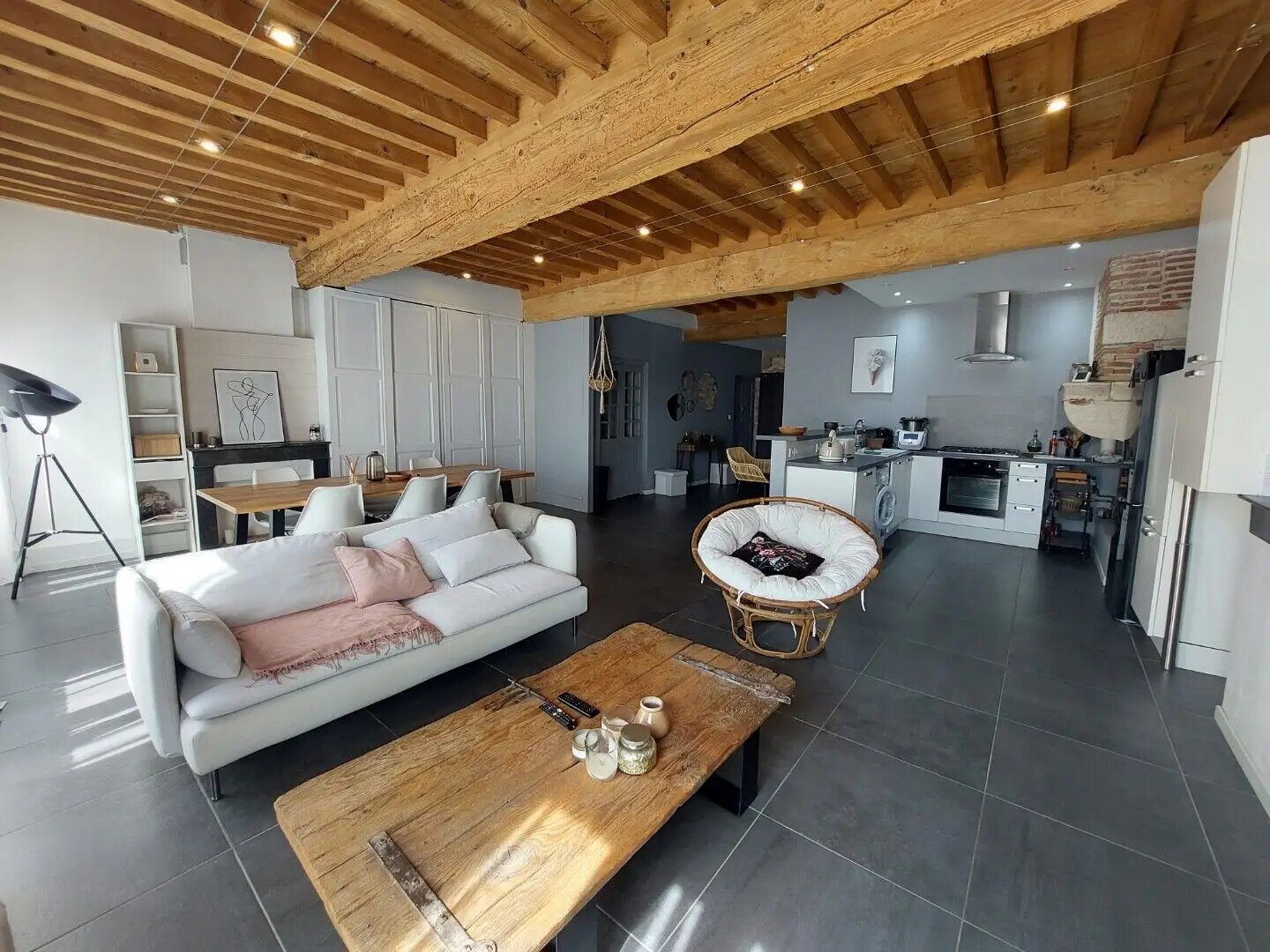 Appartement à louer, 85m², Saint-Laurent-sur-Saône