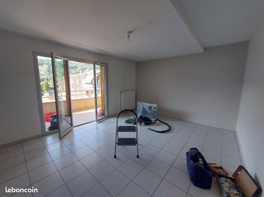 Appartement à louer, 62m², Miribel