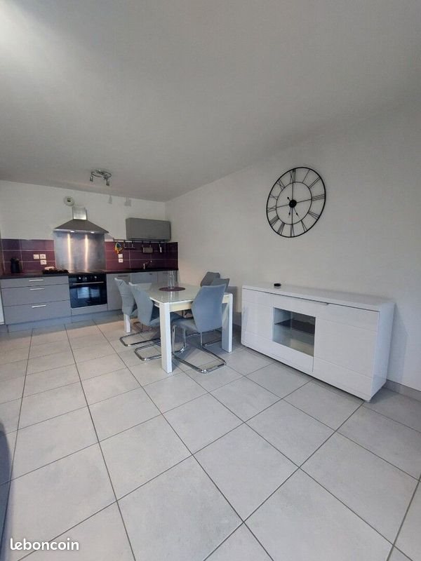 Appartement à louer, 68m², Prévessin-Moëns