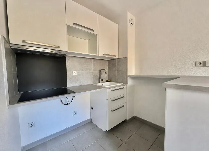 Appartement à louer, 34m², Labastidette
