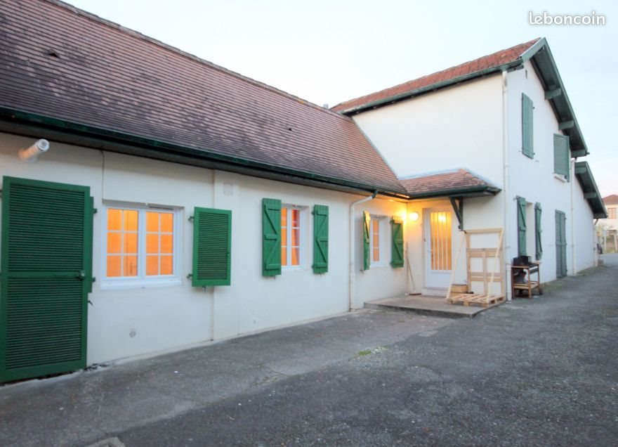 Appartement à louer, 66m², Orthez