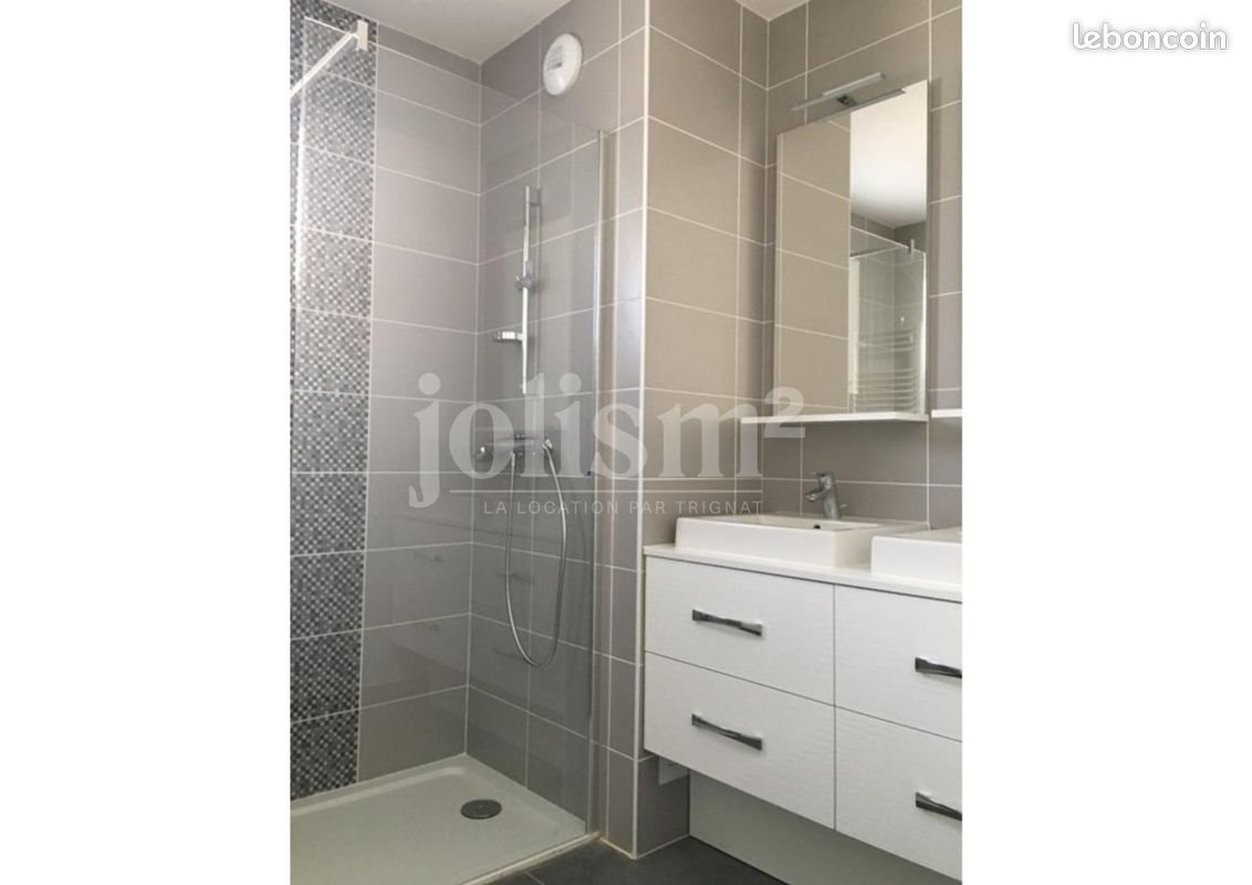 Appartement à louer, 64m², Voiron