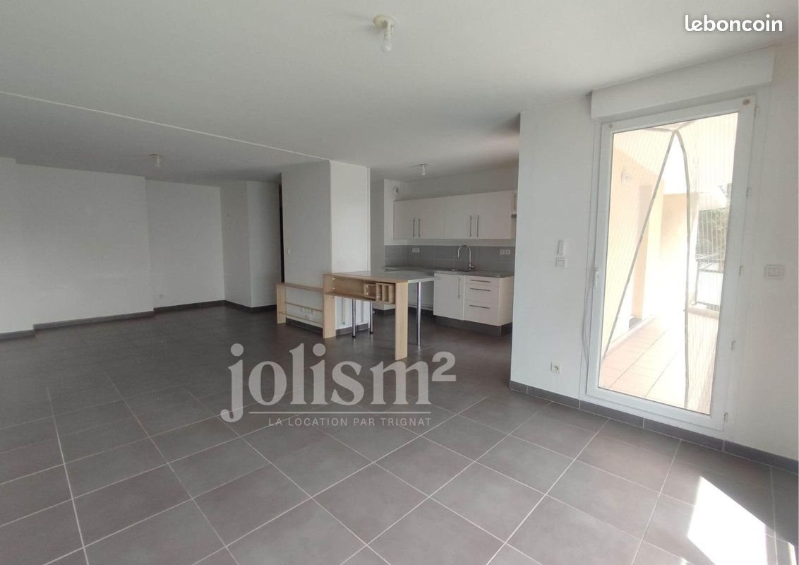 Appartement à louer, 71m², Sassenage