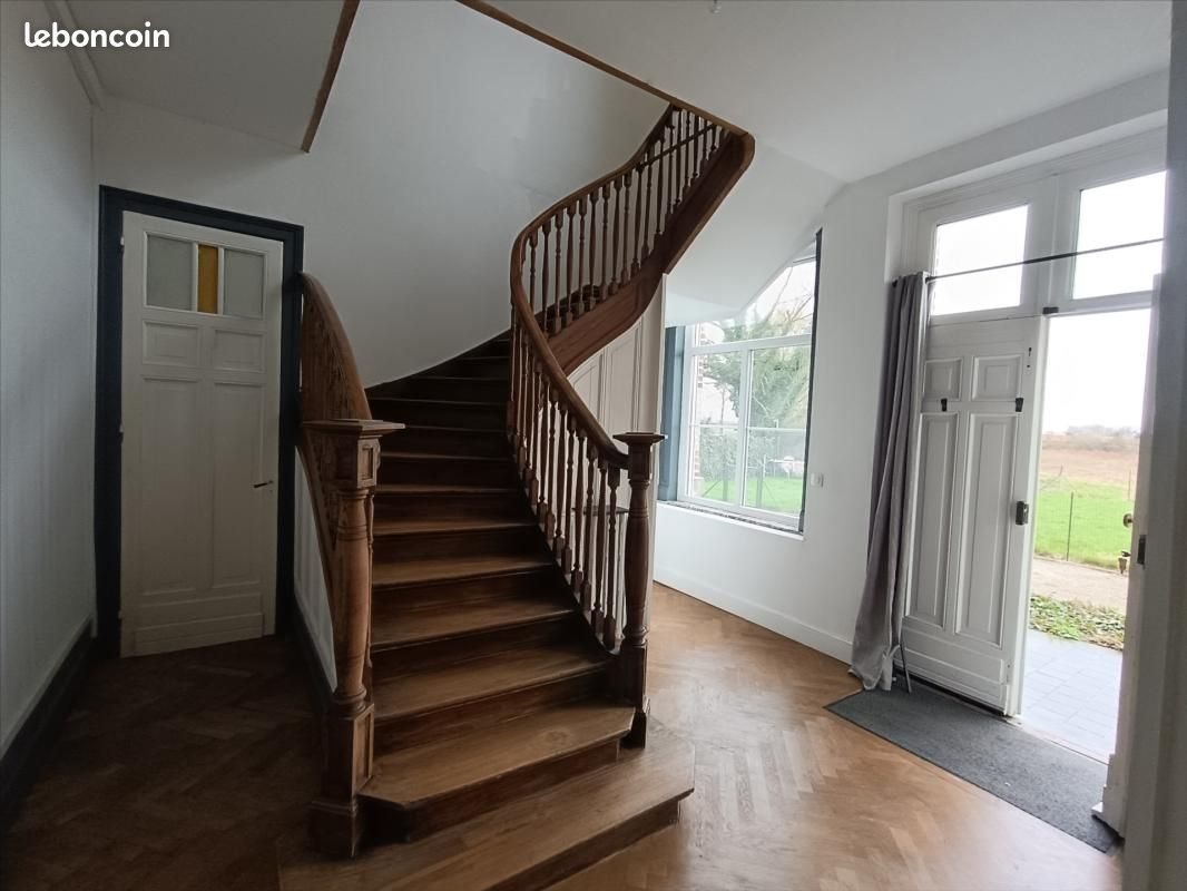 Maison à louer, 196m², Englos