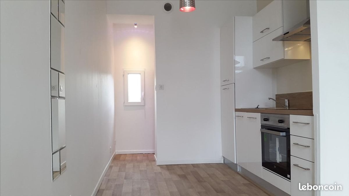 Appartement à louer, 27m², Neuville-en-Ferrain