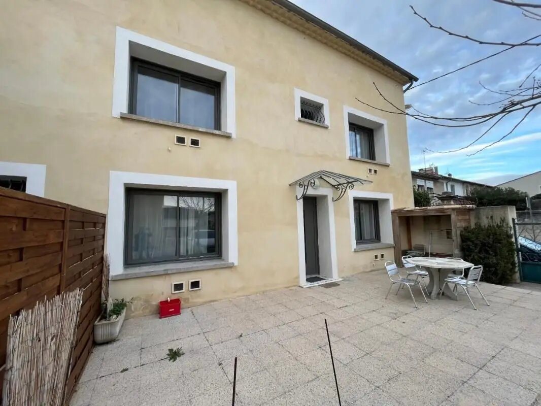 Maison à louer, 142m², Morières-lès-Avignon