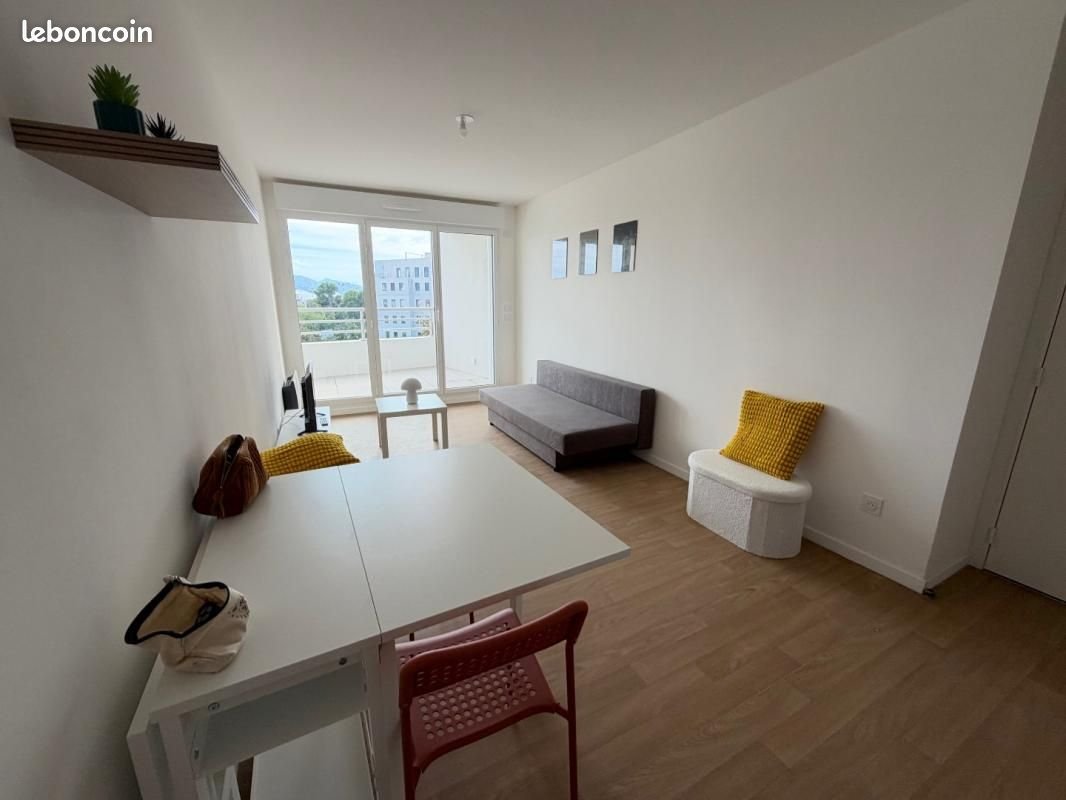 Appartement à louer, 29m², Marseille 10ème
