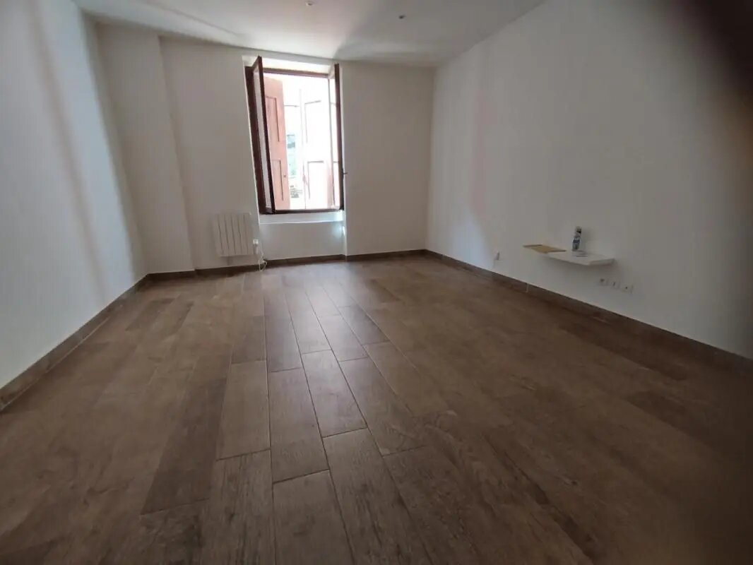 Appartement à louer, 64m², Apt