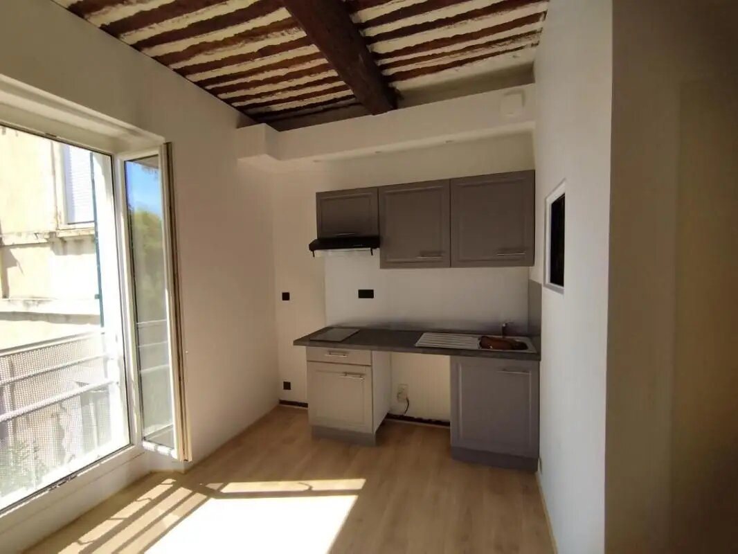 Appartement à louer, 31m², L'Isle-sur-la-Sorgue